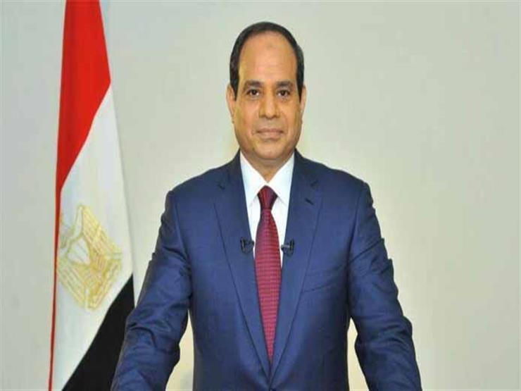 بالفيديو.. السيسي لأحد الجنود: "مفيش رأي عايز تقولهولي.. أنا تحت أمرك" بالفيديو.. السيسي لأحد الجنود: "مفيش رأي عايز تقولهولي.. أنا تحت أمرك"