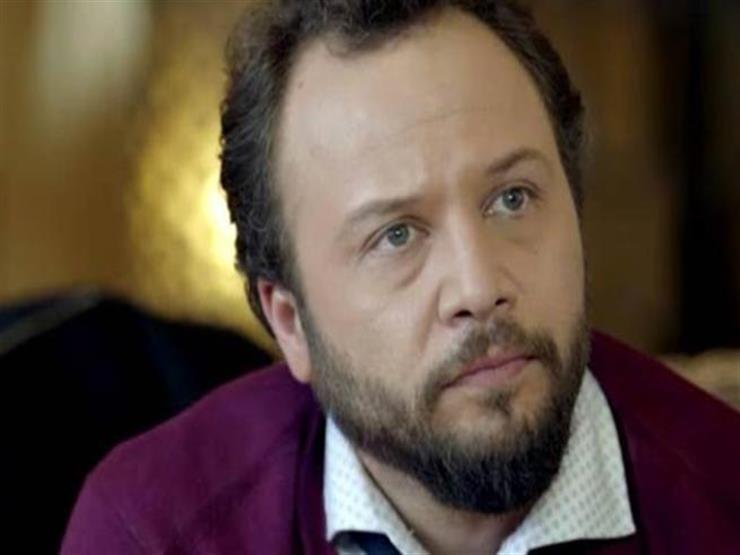 مكسيم خليل يحتفل بعيد زواجه الـ14 مكسيم خليل يحتفل بعيد زواجه الـ14