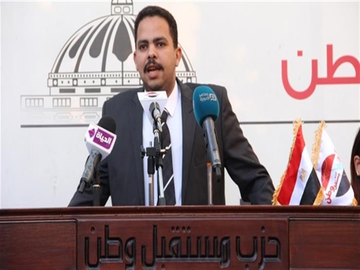 رئيس "مستقبل وطن" للسيسي: كلنا معك علشان تبنيها رئيس "مستقبل وطن" للسيسي: كلنا معك علشان تبنيها