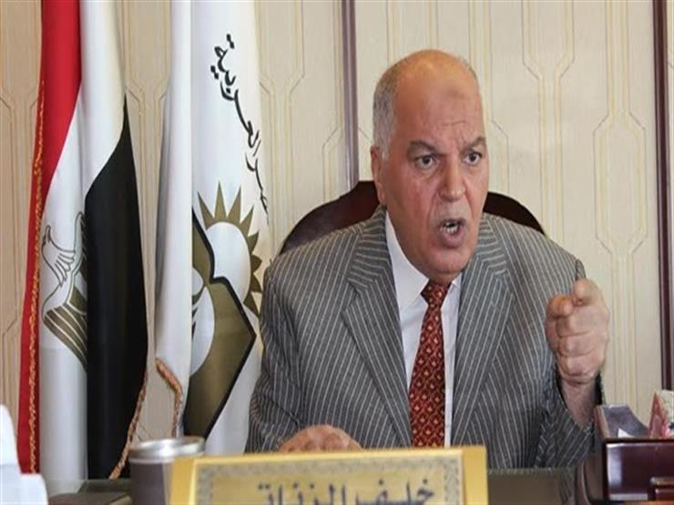 نقيب المعلمين ينعى الفريق محمد العصار نقيب المعلمين ينعى الفريق محمد العصار