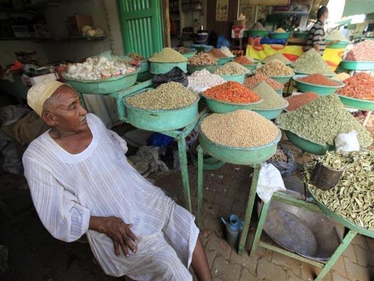التضخم في السودان يقفز إلى 52% في يناير بعد هبوط حاد للعملة التضخم في السودان يقفز إلى 52% في يناير بعد هبوط حاد للعملة