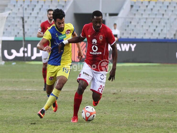 هدف الأهلي: الزمالك تدخّل في الصفقة.. وأملك 3 عروض خارجية هدف الأهلي: الزمالك تدخّل في الصفقة.. وأملك 3 عروض خارجية