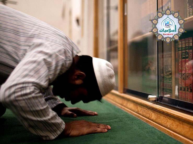 4 أحكام لسجود السهو في الصلاة.. تعرف عليها من "البحوث الإسلامية" 4 أحكام لسجود السهو في الصلاة.. تعرف عليها من "البحوث الإسلامية"