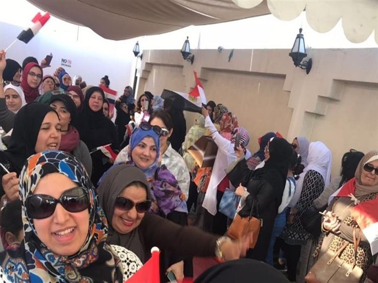 إقبال كثيف على لجان رأس غارب بالبحر الأحمر إقبال كثيف على لجان رأس غارب بالبحر الأحمر