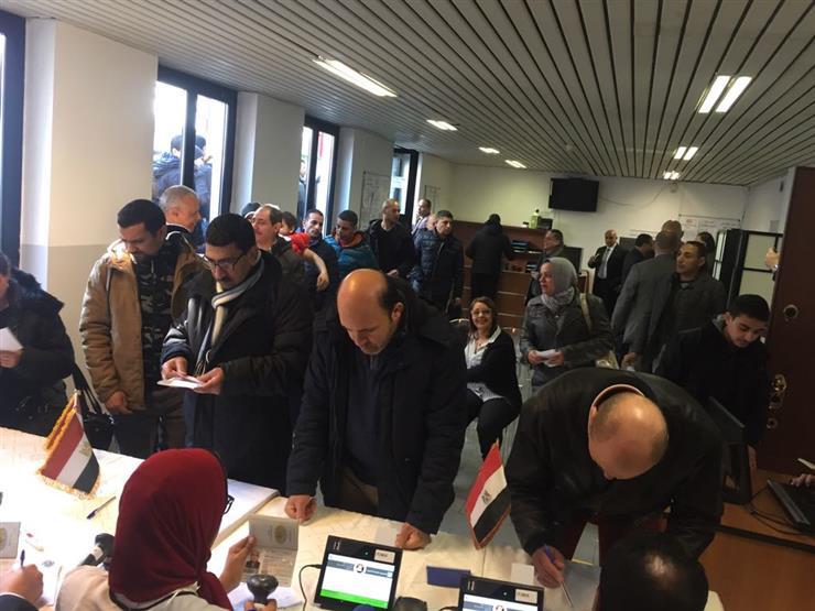 سفير مصر في إيطاليا: أغلب المشاركين بالانتخابات من الشباب - فيديو سفير مصر في إيطاليا: أغلب المشاركين بالانتخابات من الشباب - فيديو