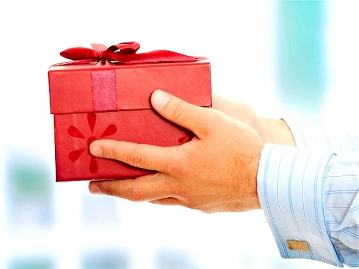 بفيديو جرافيك.. الإفتاء تهنئ الأمهات بعيدهن: أولى الناس بحسن الصُحبة بفيديو جرافيك.. الإفتاء تهنئ الأمهات بعيدهن: أولى الناس بحسن الصُحبة
