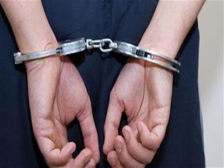 في الجيزة.. ضبط مسجل انتحل صفة رئيس أكاديمية كرة قدم للنصب على المواطنين في الجيزة.. ضبط مسجل انتحل صفة رئيس أكاديمية كرة قدم للنصب على المواطنين