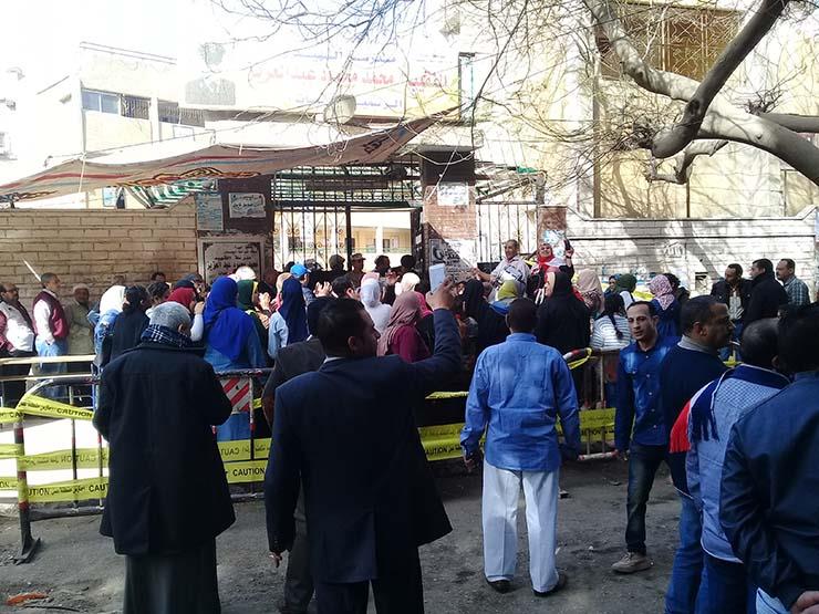 وزير الداخلية يتابع مع مديرو الأمن والقوات بالشوارع تأمينات الانتخابات الرئاسية وزير الداخلية يتابع مع مديرو الأمن والقوات بالشوارع تأمينات الانتخابات الرئاسية