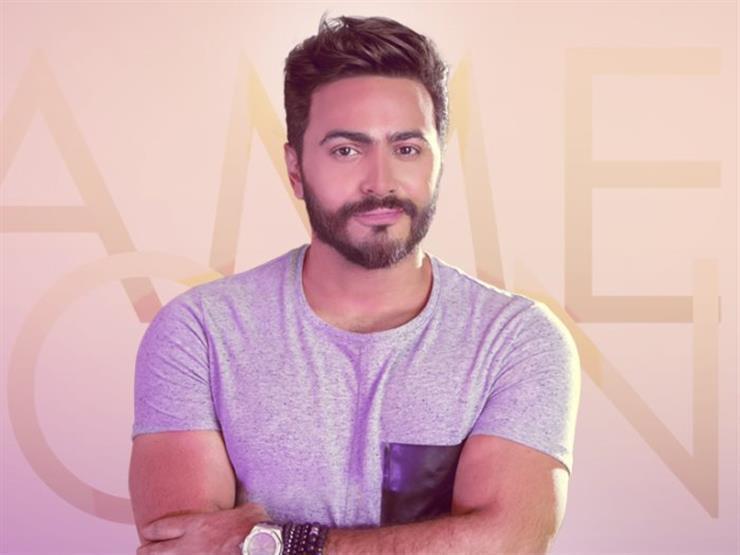 بالفيديو تامر حسني يدخل في مشادة مع أمن فيلم البدلة بسبب مصراوى