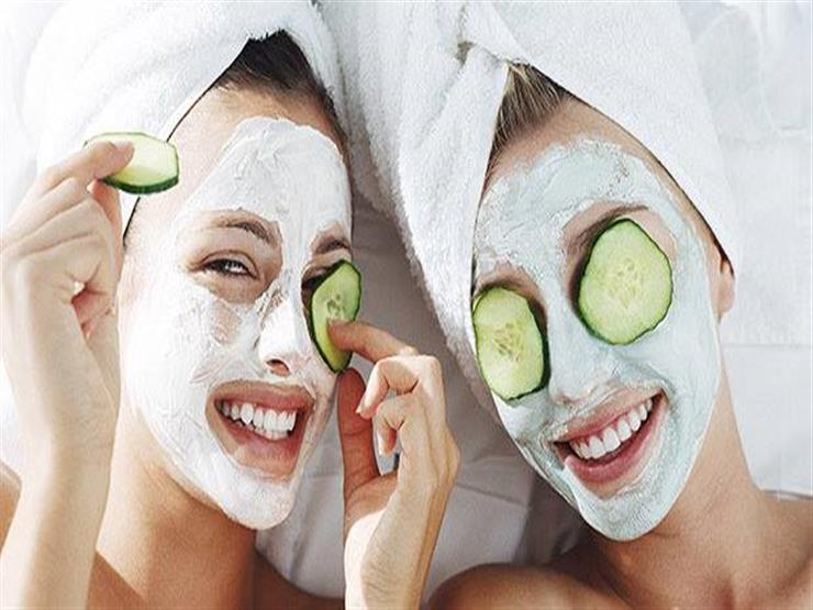 3 طرق لتحضير ماسك فاكهة الربيع.. للحصول على بشرة مشرقة 3 طرق لتحضير ماسك فاكهة الربيع.. للحصول على بشرة مشرقة