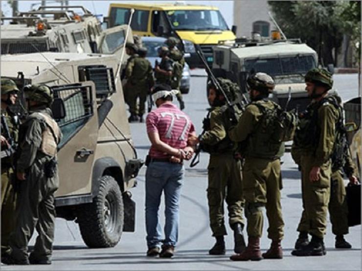قوات إسرائيلية تعتقل 30 فلسطينيا في الضفة الغربية قوات إسرائيلية تعتقل 30 فلسطينيا في الضفة الغربية