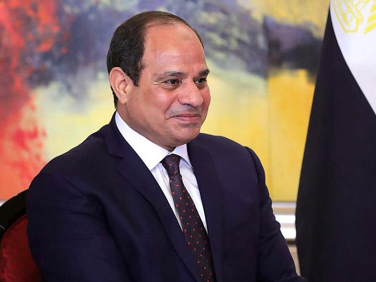 نشاط السيسي في أسبوع.. التصديق على قوانين وزيارة طريق العين السخنة نشاط السيسي في أسبوع.. التصديق على قوانين وزيارة طريق العين السخنة