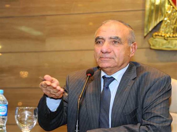 فرق طوارئ وطرق بديلة.. "الجندي" يكشف عن استعدادات مواجهة السيول فرق طوارئ وطرق بديلة.. "الجندي" يكشف عن استعدادات مواجهة السيول