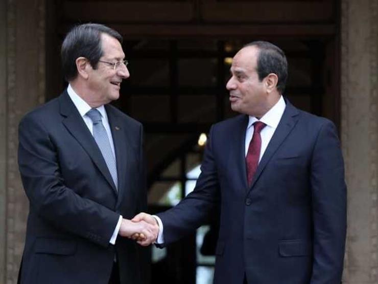 الرئيس السيسي يجرى مباحثات مع نظيره القبرصي بجزيرة كريت اليونانية الرئيس السيسي يجرى مباحثات مع نظيره القبرصي بجزيرة كريت اليونانية