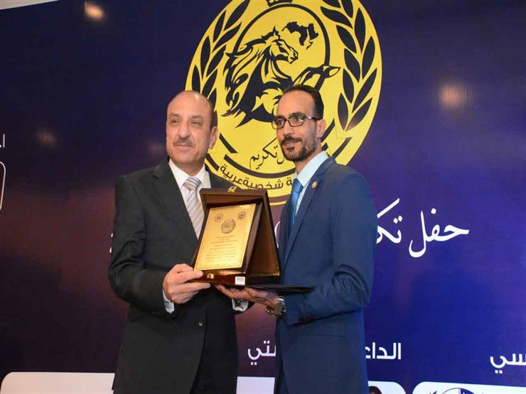 تكريم ماجد فهمي ضمن "أهم 100 شخصية مؤثرة في مجتمع المال والأعمال" تكريم ماجد فهمي ضمن "أهم 100 شخصية مؤثرة في مجتمع المال والأعمال"