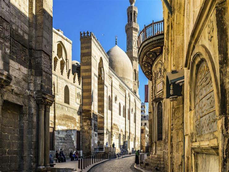 ﻷول مرة.. أعمال نظافة المناطق الأثرية بالقاهرة التاريخية في عهدة "المقاولون العرب" ﻷول مرة.. أعمال نظافة المناطق الأثرية بالقاهرة التاريخية في عهدة "المقاولون العرب"
