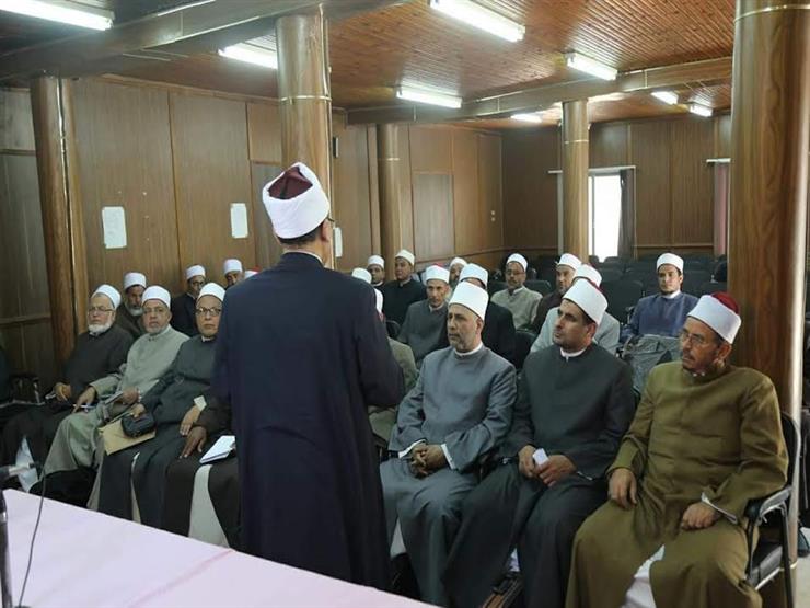 أمين "البحوث الإسلامية" يناقش خطة التوعية خلال رمضان أمين "البحوث الإسلامية" يناقش خطة التوعية خلال رمضان