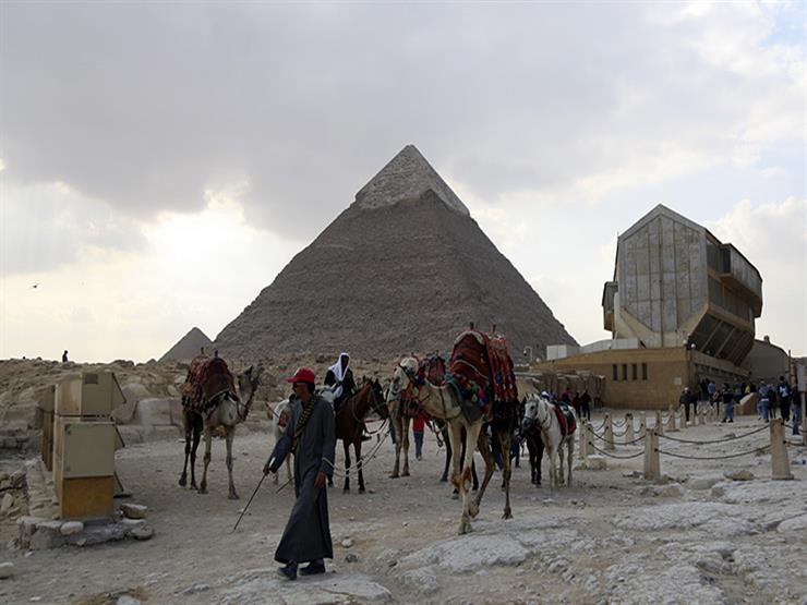 دراسة تتوقع انخفاض إيرادات السياحة في مصر 72.6% بسبب كورونا دراسة تتوقع انخفاض إيرادات السياحة في مصر 72.6% بسبب كورونا