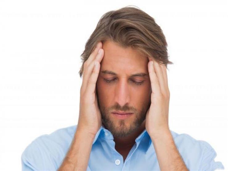 أسباب الصداع أثناء الصيام وبعد الإفطار.. ونصائح لمعالجة المشكلة أسباب الصداع أثناء الصيام وبعد الإفطار.. ونصائح لمعالجة المشكلة