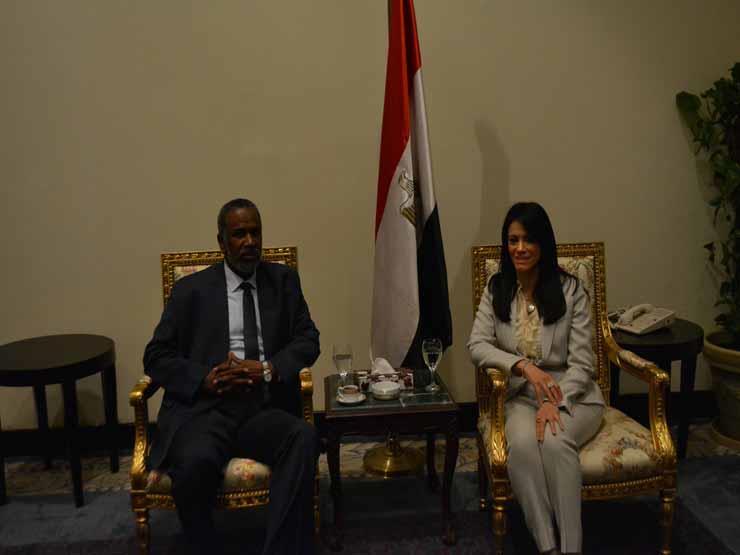 "المشاط" تبحث إمكانية تنمية السياحة النيلية بين مصر والسودان "المشاط" تبحث إمكانية تنمية السياحة النيلية بين مصر والسودان