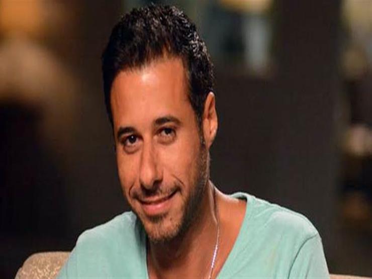 أحمد صلاح السعدني يهنئ مي عز الدين بعيد ميلادها أحمد صلاح السعدني يهنئ مي عز الدين بعيد ميلادها