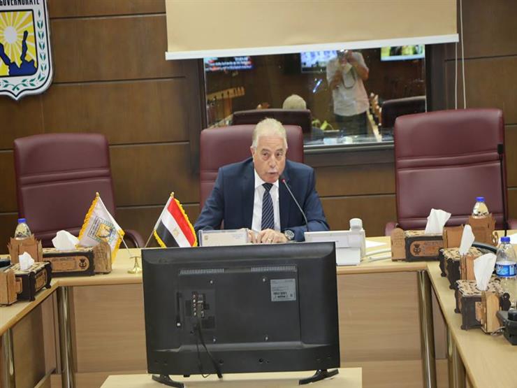محافظ جنوب سيناء يوجّه بإلزام جميع سائقي سيارات الأجرة بالتعريفة الجديدة محافظ جنوب سيناء يوجّه بإلزام جميع سائقي سيارات الأجرة بالتعريفة الجديدة