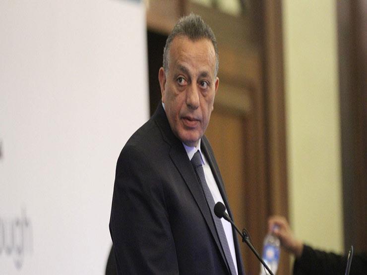 الجيزة: إلزام السائقين بوضع "استيكرات" بالتعريفة.. و3 أرقام لـ"الشكاوى" الجيزة: إلزام السائقين بوضع "استيكرات" بالتعريفة.. و3 أرقام لـ"الشكاوى"