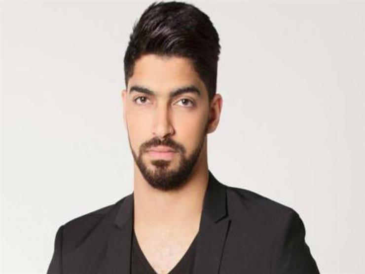 بالفيديو.. مينا عطا يغني "3 دقات" بالفيديو.. مينا عطا يغني "3 دقات"