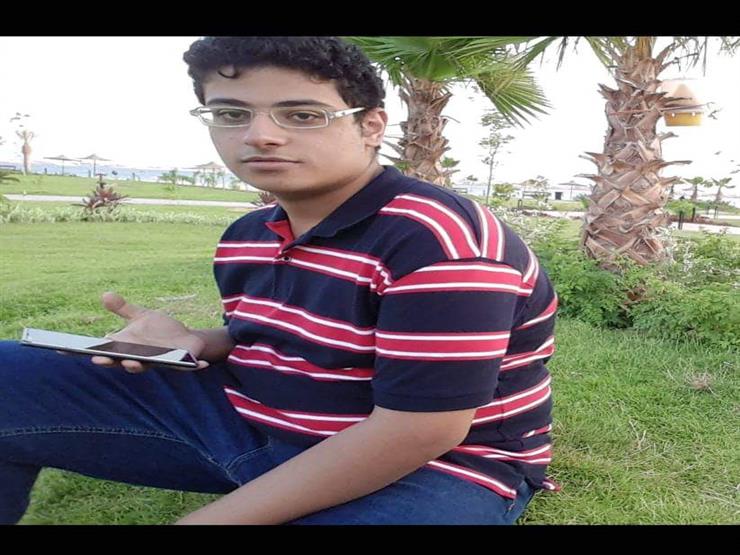 الأول على الجمهورية: "أخدت دروس خصوصية في جميع المواد" الأول على الجمهورية: "أخدت دروس خصوصية في جميع المواد"