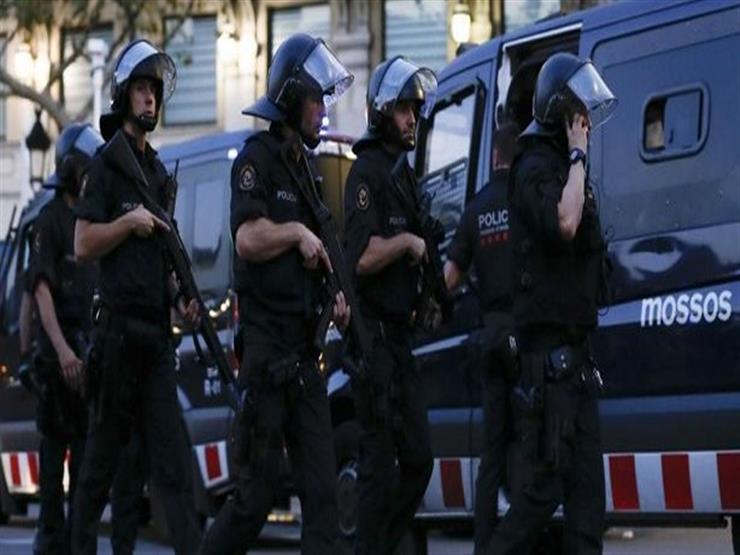 "الإنتربول" يفحص لصًا قتل باكستانيًا في السعودية و "قطّع" وجه مصري في السلام "الإنتربول" يفحص لصًا قتل باكستانيًا في السعودية و "قطّع" وجه مصري في السلام