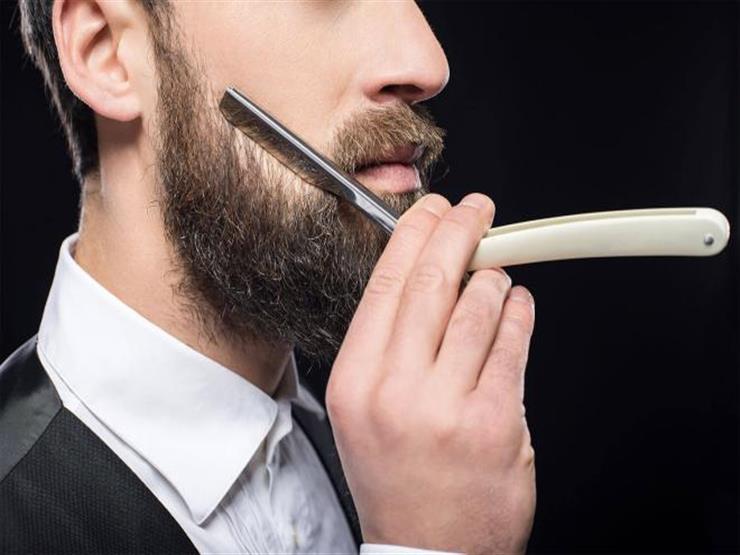 للرجال.. 5 أخطاء شائعة ترتكبوها أثناء الحلاقة منها "التعطير" للرجال.. 5 أخطاء شائعة ترتكبوها أثناء الحلاقة منها "التعطير"