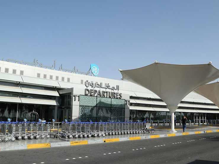 الإمارات تستأنف استقبال رحلات "الترانزيت" في 3 مطارات الإمارات تستأنف استقبال رحلات "الترانزيت" في 3 مطارات
