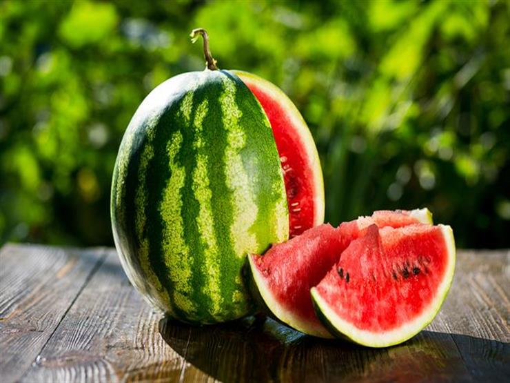 "حمرا ومرمّلة".. 5 علامات لاختيار البطيخة "حمرا ومرمّلة".. 5 علامات لاختيار البطيخة