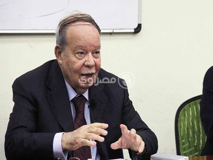 فتحي سرور يعلن تأييده لعرض التشريعات على مجلس الدولة أولا فتحي سرور يعلن تأييده لعرض التشريعات على مجلس الدولة أولا