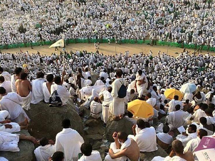 خدمة سعودية للحجاج عبر الهاتف.. 128 داعية يجيبون عن الأسئلة الشرعية خدمة سعودية للحجاج عبر الهاتف.. 128 داعية يجيبون عن الأسئلة الشرعية