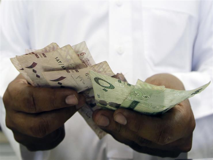 تحركات طفيفة في أسعار الريال السعودي أمام الجنيه في 3 بنوك تحركات طفيفة في أسعار الريال السعودي أمام الجنيه في 3 بنوك
