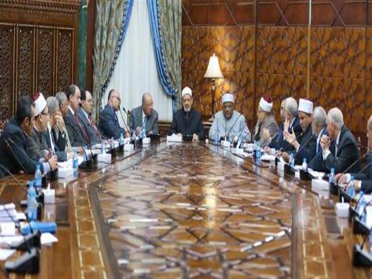 "الأعلى للأزهر" يقرر ضم طلاب المعاهد للاتحاد المصري للرياضة المدرسية "الأعلى للأزهر" يقرر ضم طلاب المعاهد للاتحاد المصري للرياضة المدرسية