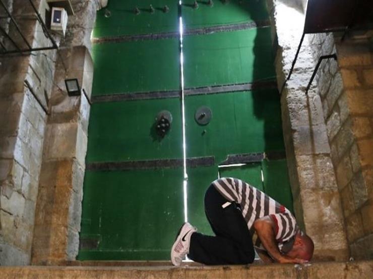 أقطع مسافة أكثر من 100 كم يومين أسبوعياً لزيارة أهلي فهل أصلّي جمعاً وقصراً؟ أقطع مسافة أكثر من 100 كم يومين أسبوعياً لزيارة أهلي فهل أصلّي جمعاً وقصراً؟