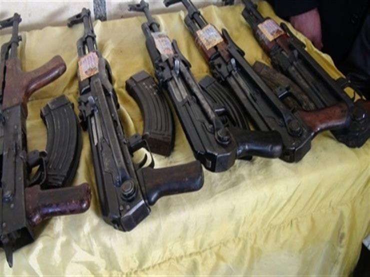 أمن الجيزة: ضبط 42 متهما بتجارة المخدرات و11 قطعة سلاح أمن الجيزة: ضبط 42 متهما بتجارة المخدرات و11 قطعة سلاح