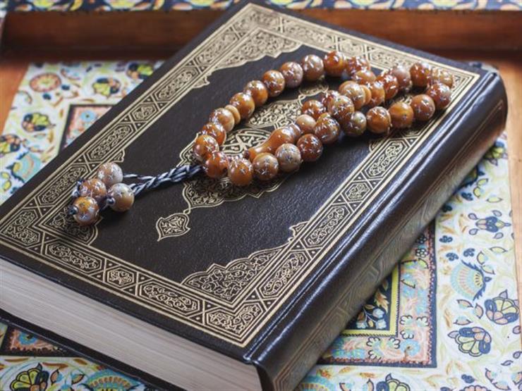 كيف تكون عبادة الله تربية للضمائر وتهذيبا لها؟.. والمفتى السابق يوضح كيف تكون عبادة الله تربية للضمائر وتهذيبا لها؟.. والمفتى السابق يوضح