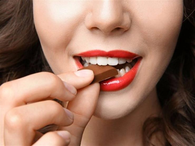 احمِ قلبك بقطعة من الشيكولاتة يوميًا احمِ قلبك بقطعة من الشيكولاتة يوميًا