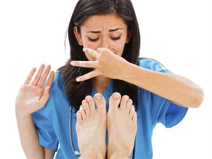 كيف تواجه رائحة القدم الكريهة؟ كيف تواجه رائحة القدم الكريهة؟