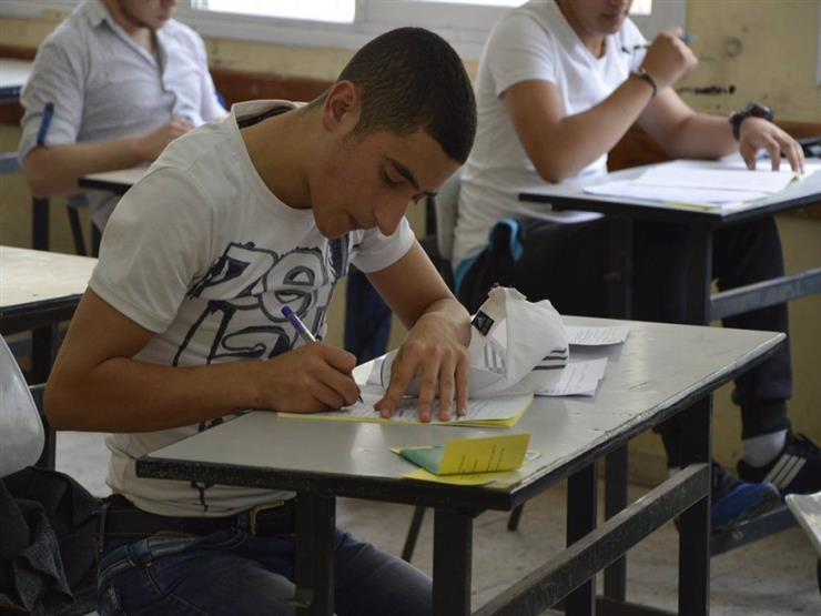 18 ورقة للغة العربية.. التعليم تعلن تفاصيل بوكليت امتحانات أولى ثانوي 18 ورقة للغة العربية.. التعليم تعلن تفاصيل بوكليت امتحانات أولى ثانوي