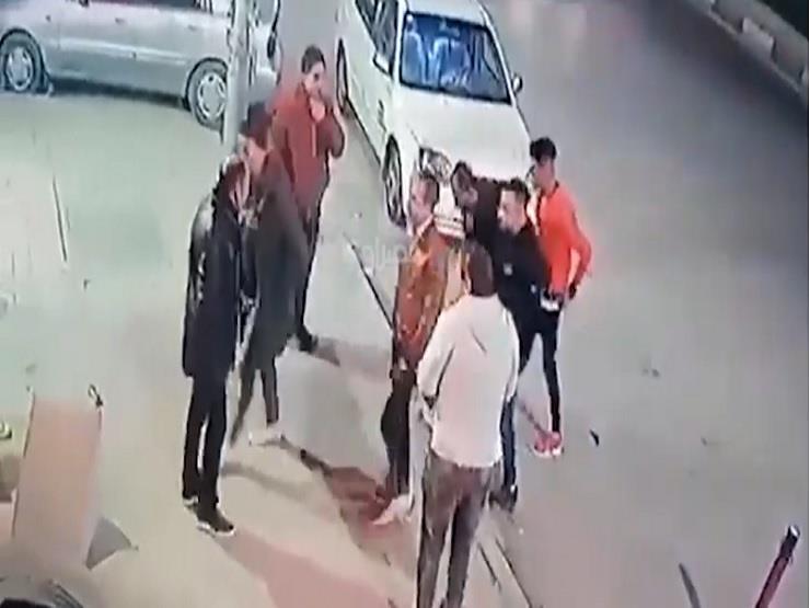 خاص| لحظة إطلاق شاب النار على فندق بشارع الهرم خاص| لحظة إطلاق شاب النار على فندق بشارع الهرم