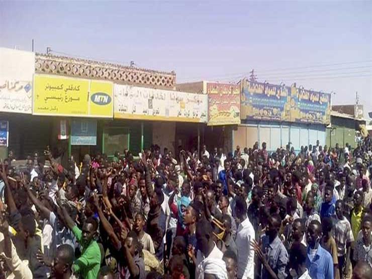 مظاهرات السودان: محتجون في الخرطوم يطالبون بإسقاط النظام مظاهرات السودان: محتجون في الخرطوم يطالبون بإسقاط النظام