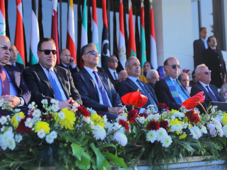 وزير النقل يشهد حفل تخرج الدفعة الـ90 لطلبة كلية النقل البحري وزير النقل يشهد حفل تخرج الدفعة الـ90 لطلبة كلية النقل البحري