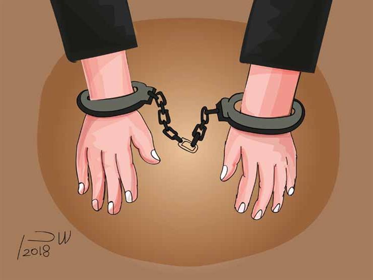 ضبط عاطل يبيع سماعات للغش بالامتحانات على مواقع التواصل الاجتماعي ضبط عاطل يبيع سماعات للغش بالامتحانات على مواقع التواصل الاجتماعي