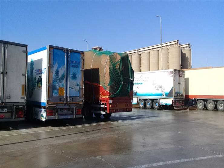 موانئ البحر الأحمر تشهد تداول 427 شاحنة بضائع موانئ البحر الأحمر تشهد تداول 427 شاحنة بضائع