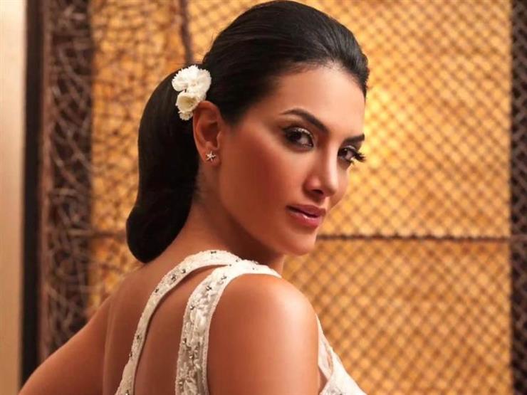 حورية فرغلي مع محمد السبكي من كواليس "حملة فرعون" حورية فرغلي مع محمد السبكي من كواليس "حملة فرعون"