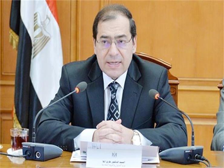 البترول تناقش استراتيجية تحويل مصر لمركز إقليمي للطاقة البترول تناقش استراتيجية تحويل مصر لمركز إقليمي للطاقة